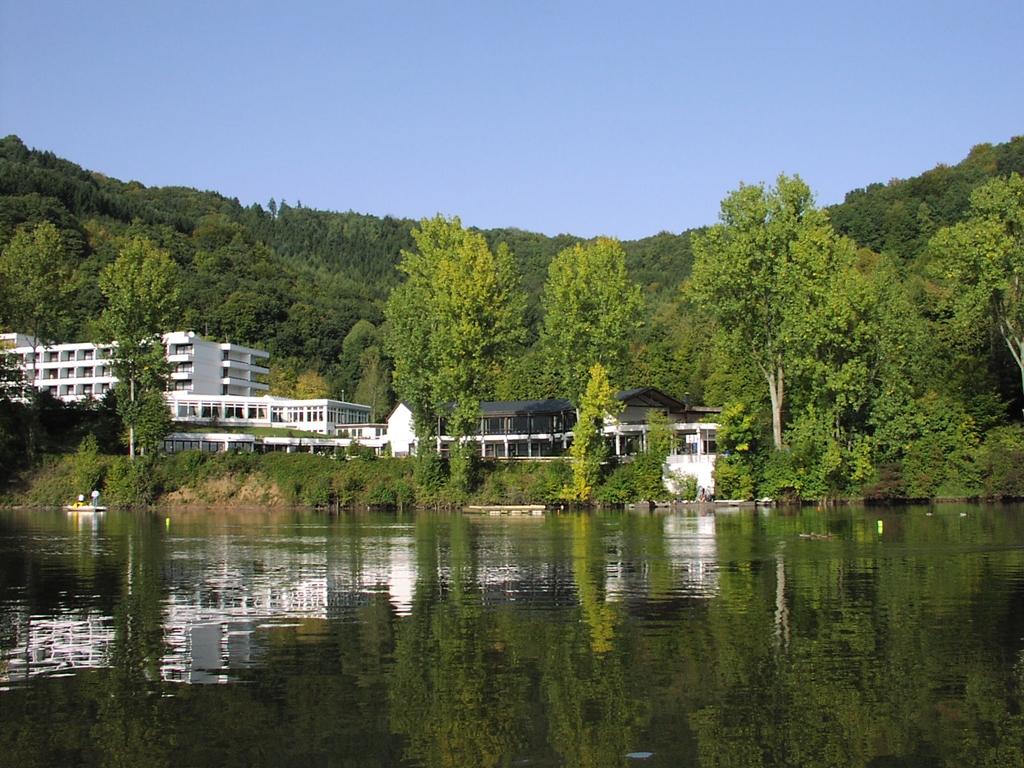 Dorint Seehotel & Resort Bitburg/Suedeifel Biersdorf Exterior foto