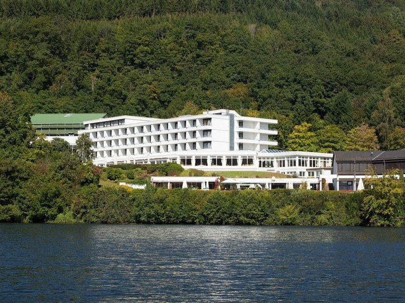 Dorint Seehotel & Resort Bitburg/Suedeifel Biersdorf Exterior foto